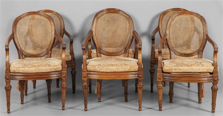 Sei poltrone ovaline Luigi XVI ovaline in noce, 