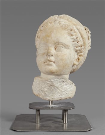 Testa di fanciulla in marmo statuario, inizi 