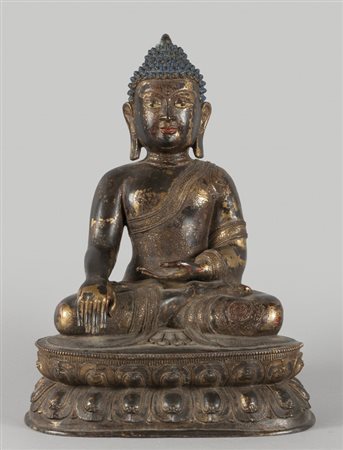 Grande Buddha in bronzo, tracce di doratura, 