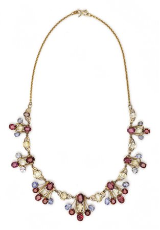 Girocollo in oro giallo basso titolo epoca tardo 