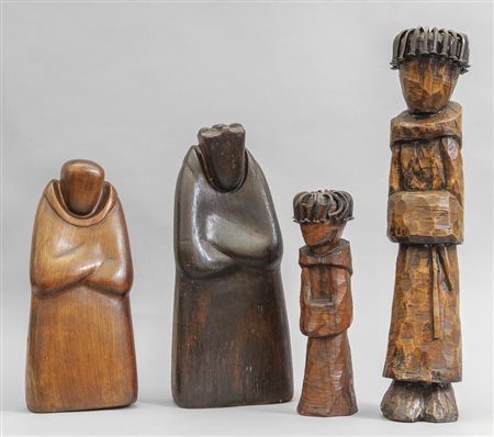 Quattro fraticelli in legno intagliato di recente 