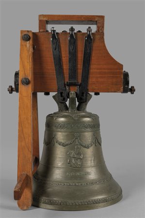 Campana in ferro, Cesar Brighenti 