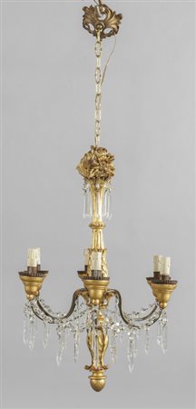 Lampadario in stile Luigi XVI in legno intagliato 