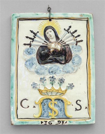 Placca in terracotta smaltata raffigurante 