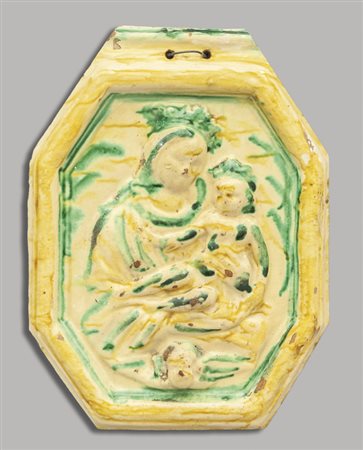 Placca in maiolica di foma ottagonale 