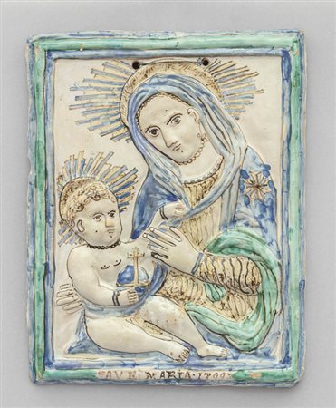 Placca in maiolica policroma raffigurante la 