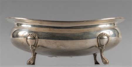 Centrotavola ovale in argento con 