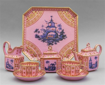 Servizio tete a tete in porcellana rosa e oro 