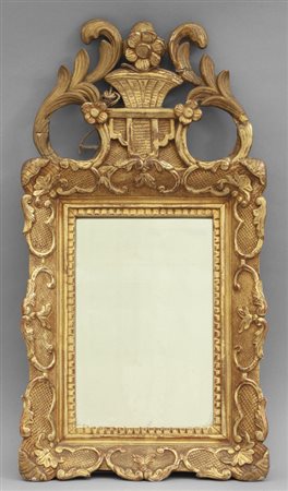 Specchiera in legno intagliato e dorato, Francia 