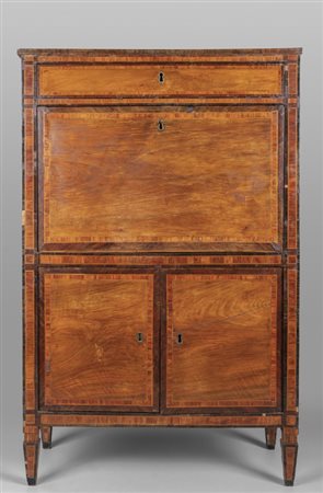 Secretaire Luigi XVI lastronato in palissandro e  