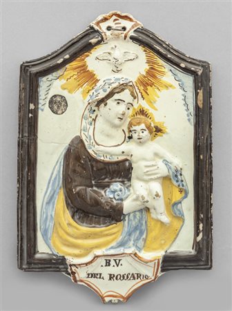 Placca in maiolica raffigurante "Beata Vergine 