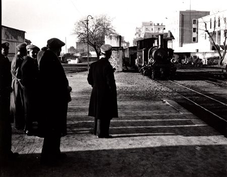 Federico Patellani (1911-1977)  - Gamba de legn, Milano, 1954
