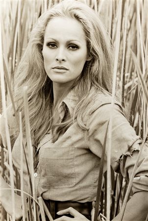 Jean-Pierre  Bonnotte (1938)  - Ursula Andress, years 1970