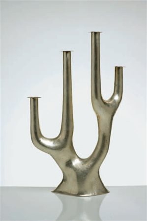 Arrigo Finzi CANDELIERE, 1960 circa In argento modellato a quattro luci come...