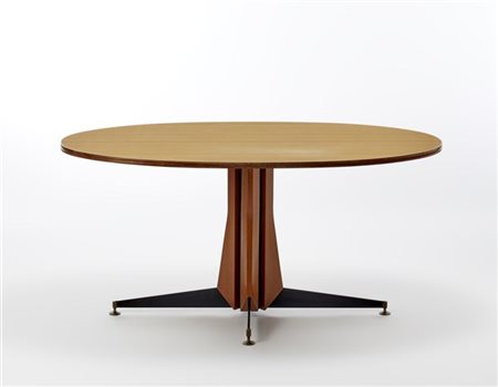 Tavolo con piano ovale in legno impiallacciato con laminato plastico, struttura