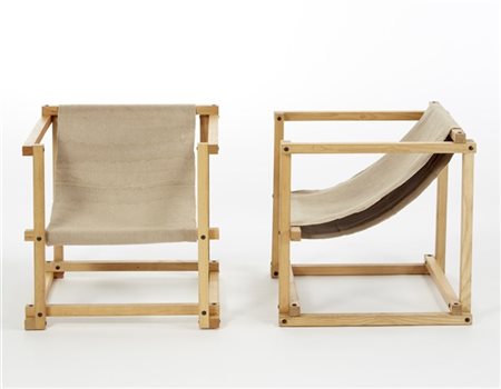 Coppia di poltroncine con struttura in legno di frassino massello e seduta in t