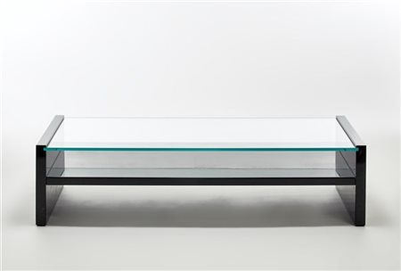 Marco Fantoni Tavolino da salotto. Produzione Tecno, Varedo, 1975. Legno laccato