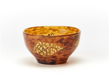 Daum Piccola coppa in vetro doppio con decoro maculato imprigionante foglie di o