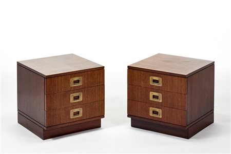 Ico Parisi Coppia di comodini a tre cassetti della serie "Parisi 1". Produzione