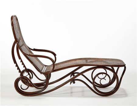Chaise longue modello "9702". Vienna, primo decennio del sec. XX. Faggio curvat