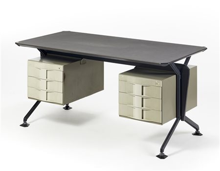 BBPR (Barbiano di Belgiojoso, Peressutti, Rogers) Scrivania con due cassettiere