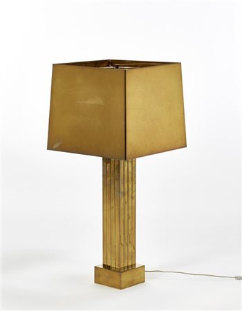 Jere Curtis (Attribuito)
Lampada da tavolo con base parallelepipeda scanalata e