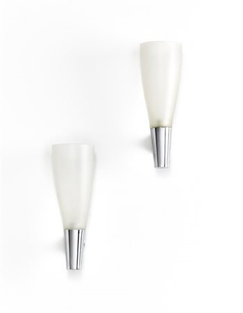 Pietro Chiesa Due lampade da parete a una luce modello "1537". Produzione Fontan