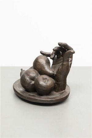 MAN RAY<BR>USA 1890 - 1976 F<BR>"Main et fruits" 1971