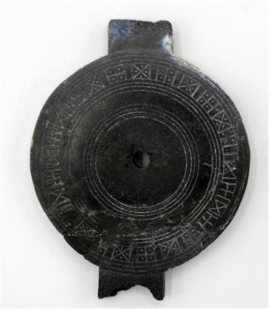 RARISSIMA DECORAZIONE IN AVORIO ASSIRA DATAZIONE: IX sec. a. C. MATERIA E...