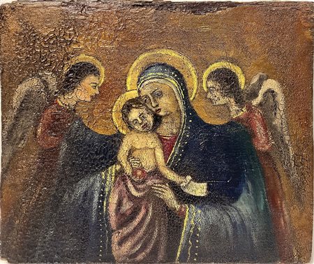 Tavola fondo oro raffigurante Madonna con Bambino in grembo e due angeli...