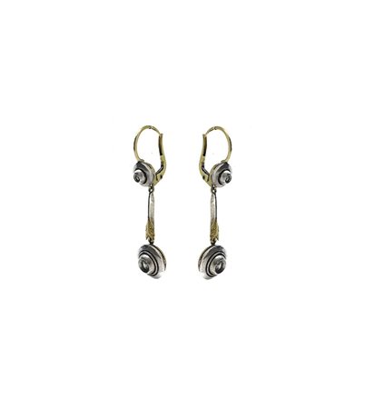 Orecchini con pendente. Gr 4,8