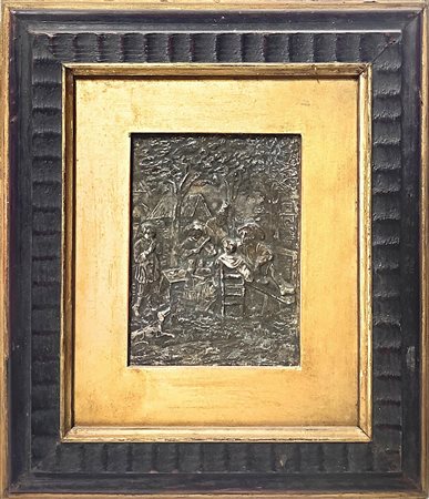 Placca in argento raffigurante scena conviviale. XIX secolo. Cm 14x11. In...