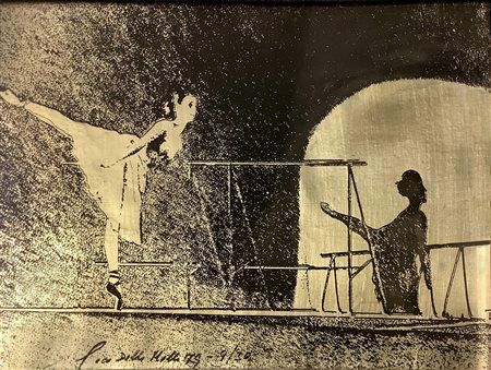 Incisione su cartoncino raffigurante equilibrista, di Cocò Delle Molle ’79,...