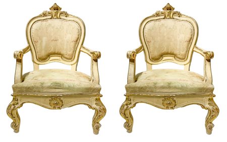N.2 Poltrone nei toni del beije e dorato a foglia, Luigi Filippo, XIX secolo,...
