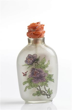Snuff bottle cinese in vetro con tappo in corallo Cerasuolo  -  Manifattura Guarracino, Torre del Greco