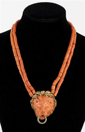 Collana in corallo Mediterraneo  e diamanti 