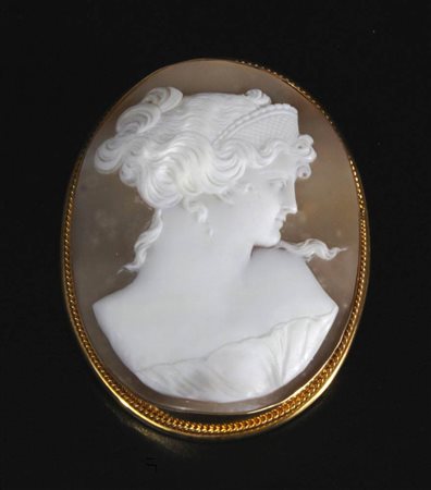 Spilla con cammeo in conchiglia Sardonica - 1910 ca,- Manifattura Ascione, Torre del Greco