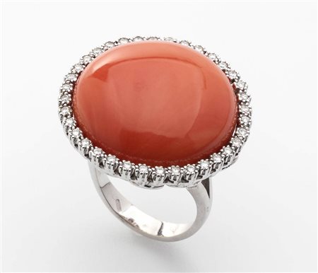 Anello in oro, corallo Cerasuolo e brillanti - Italia XX secolo