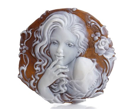 Cammeo su conchiglia Sardonica - Manifattura Guarracino, Torre del Greco    