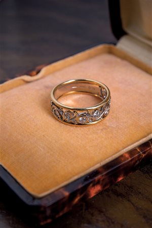 Damiani, anello in oro 18 Kt e diamanti