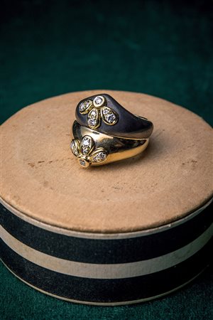 Faraone, anello in oro 18 Kt
