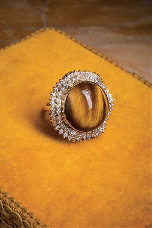 Anello in oro 18 Kt con occhio di tigre