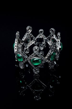 Bracciale in oro 18 Kt con smeraldi e diamanti