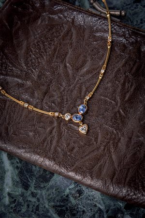 Girocollo in oro 18 Kt con diamanti e zaffiri