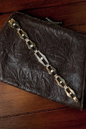 Bracciale Déco in oro 18 Kt con diamanti e microperle