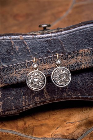 Orecchini a monachella