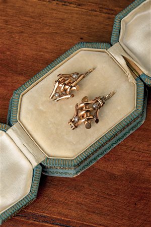 Orecchini Borbonici in oro rosa 14 Kt e microperle