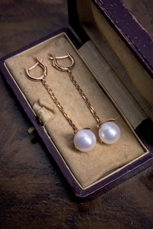 Orecchini in oro rosa e perla