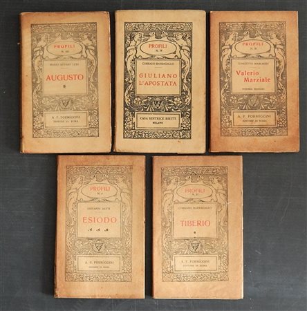 5 piccoli libri antichi con segni dell'eta' ma in buone condizioni con i...
