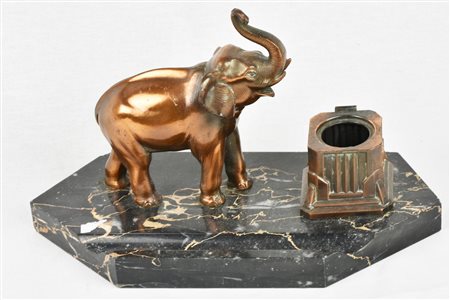 CALAMAIO IN MARMO portoro sormontato da elefante in antimonio bronzato Manca...